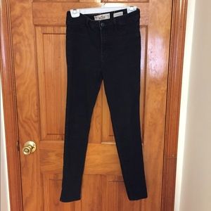 Hollister High Rise Black Skinny Jeans
